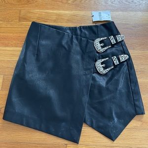 Forever 21 black leather skirt